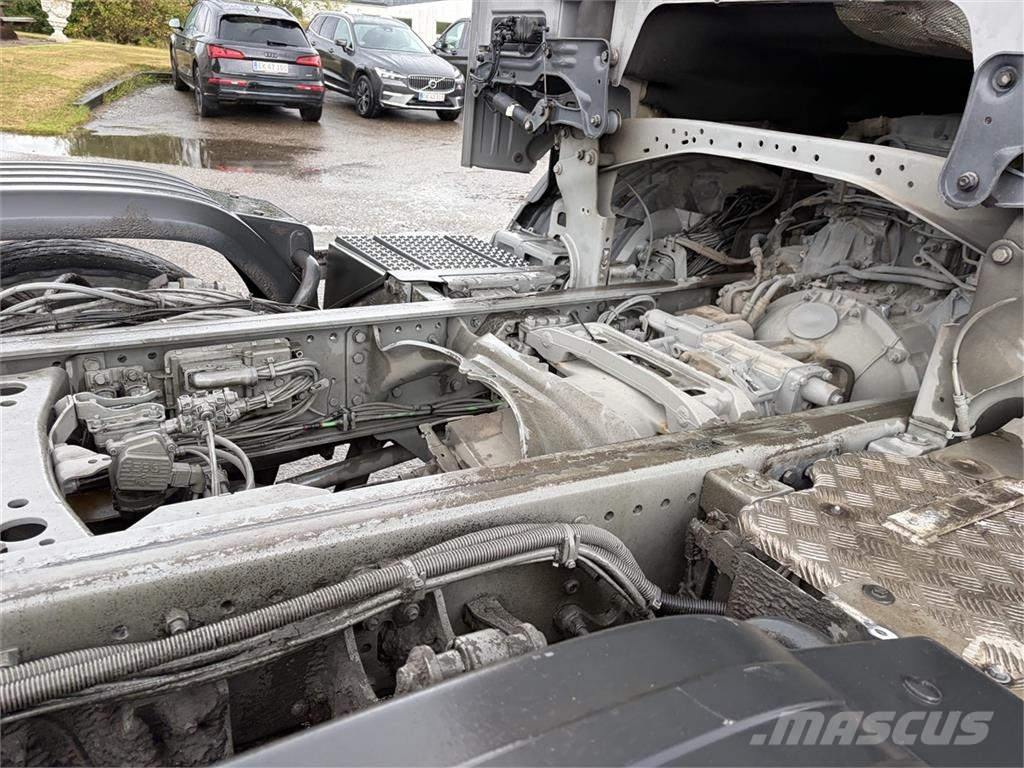 Scania G450 8x2 Chassis 平板车