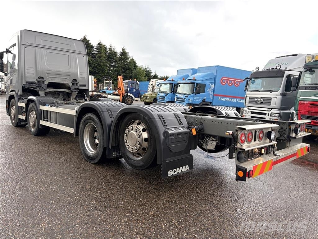 Scania G450 8x2 Chassis 平板车