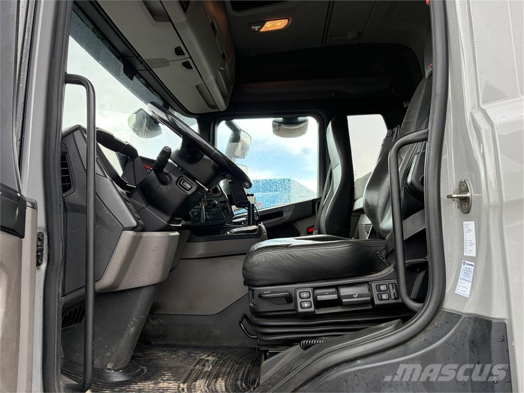 Scania G450 8x2 Chassis 平板车