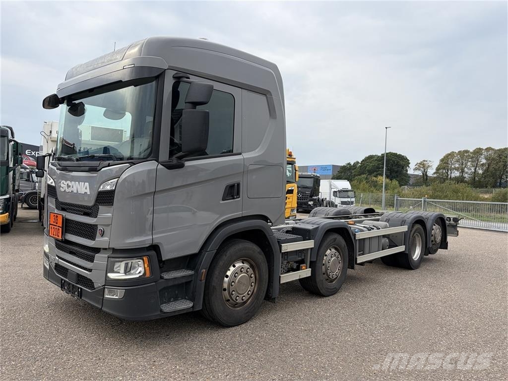 Scania G450 8x2 Chassis Chassis met cabine
