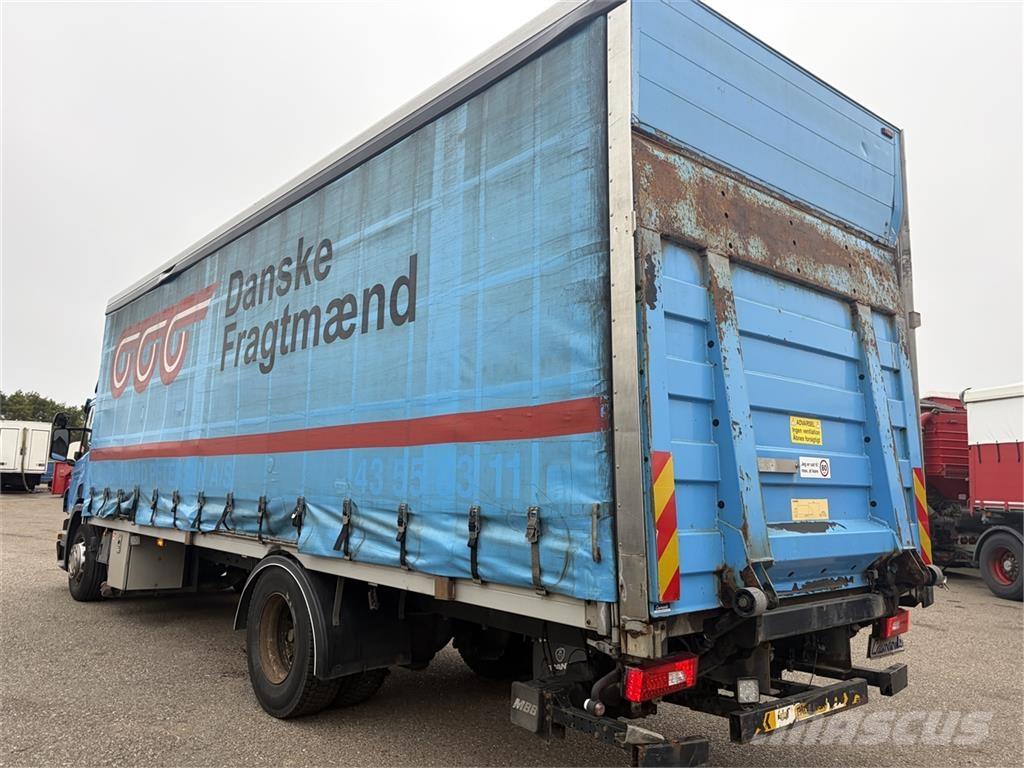Scania P250 4x2 Fragtbil Kapellbil