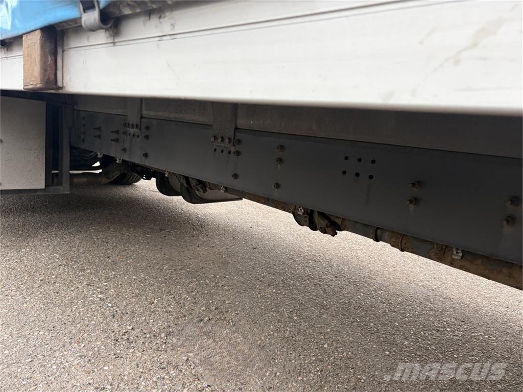 Scania P250 4x2 Fragtbil Kapellbil