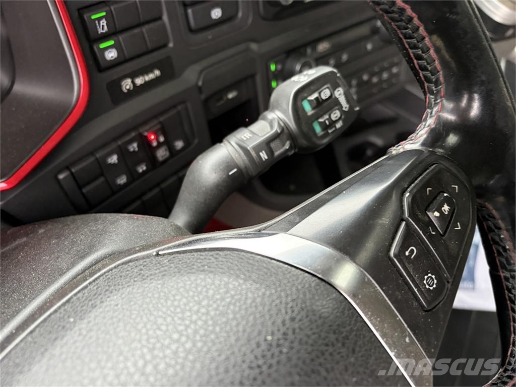 Scania S650 6x2 Box med sideåbning v8 Fast kasse