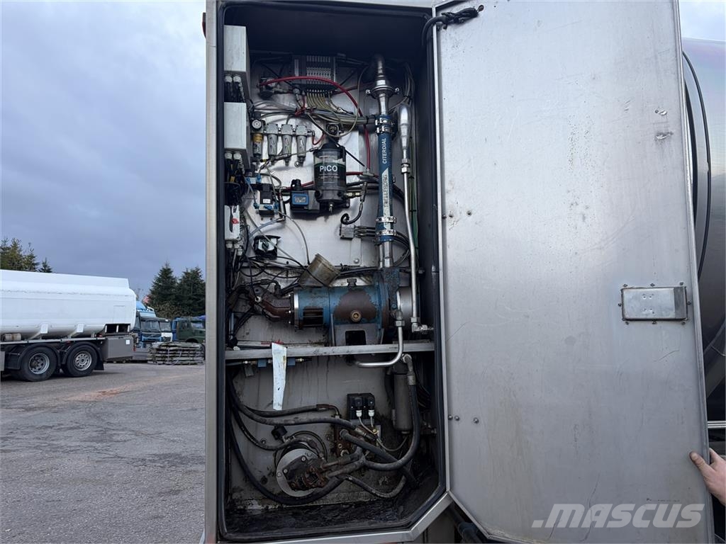 VM Trailer 33.000 liter mælketank trailer milk Semi remorque citerne