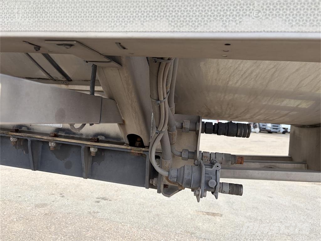 VM Trailer Skadet mælke tank trailer milktank Semirremolques cisterna