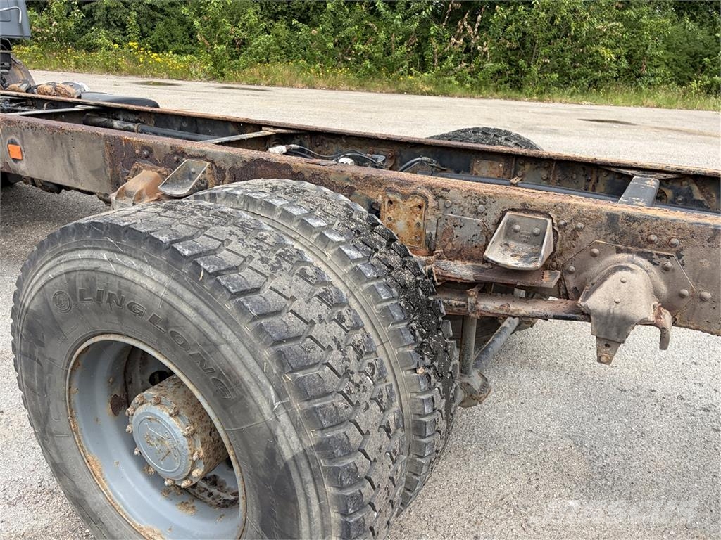 Volvo F12 4x2 Chassis Oldtimer Další