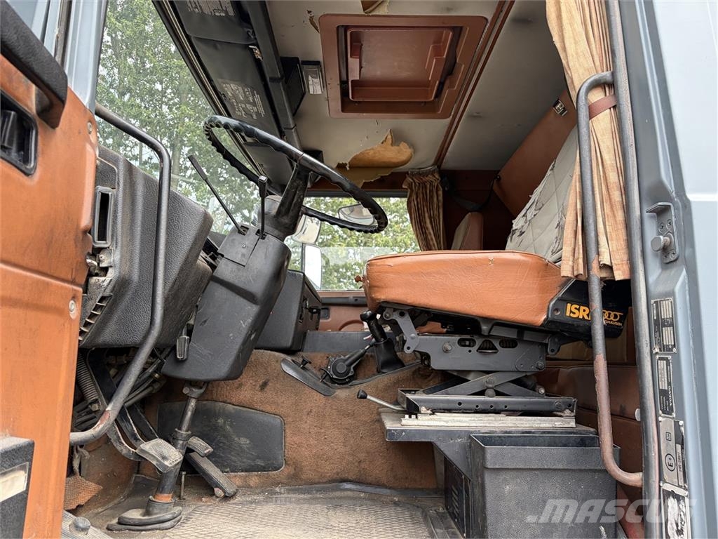 Volvo F12 4x2 Chassis Oldtimer Další