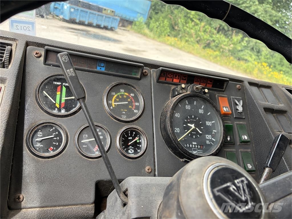 Volvo F12 4x2 Chassis Oldtimer Další