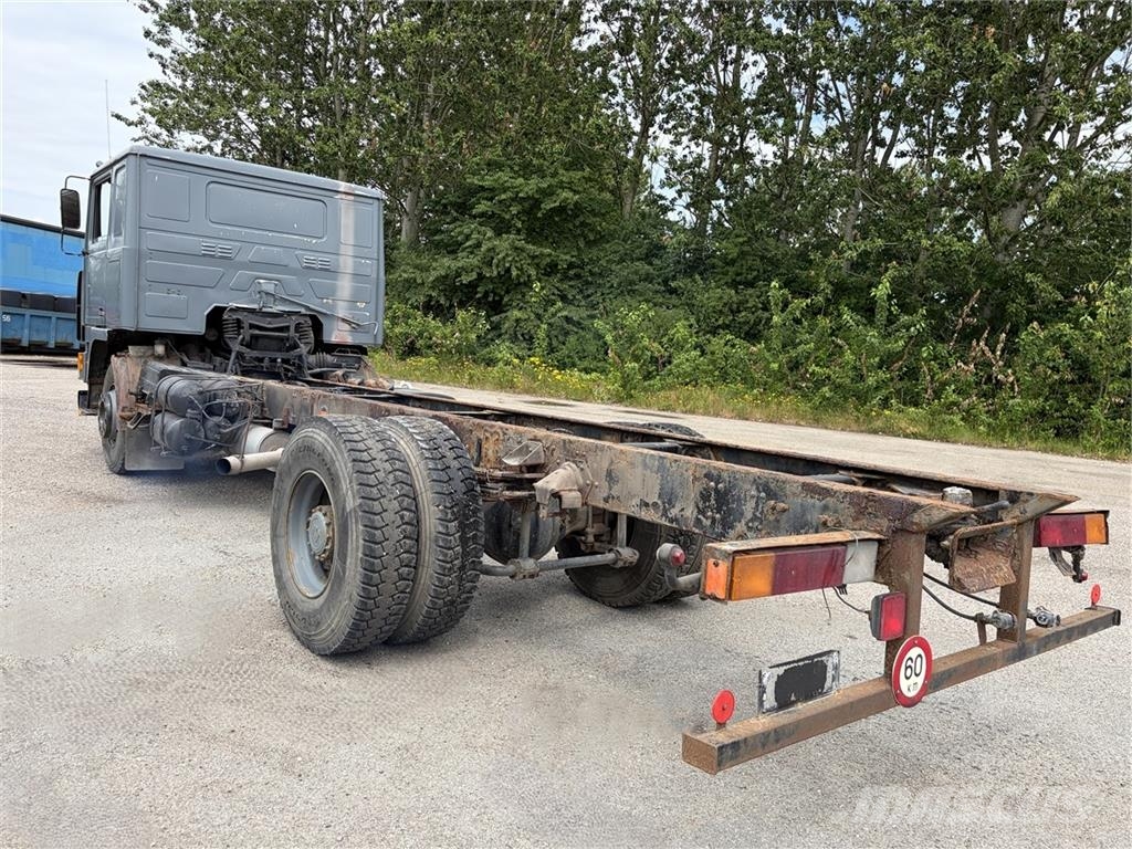 Volvo F12 4x2 Chassis Oldtimer Další