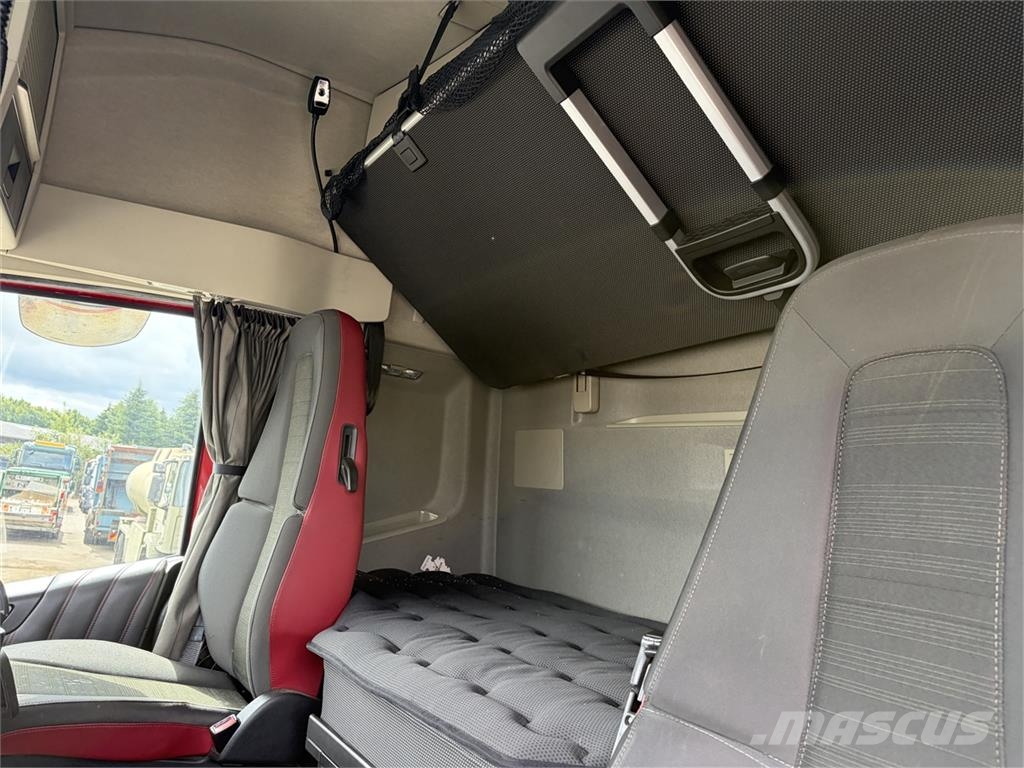 Volvo FH 540 8x4 Tip Euro-6 8x4 自卸式货车