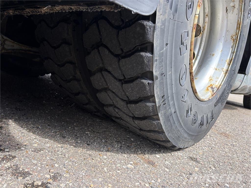 Volvo FH 540 8x4 Tip Euro-6 8x4 自卸式货车