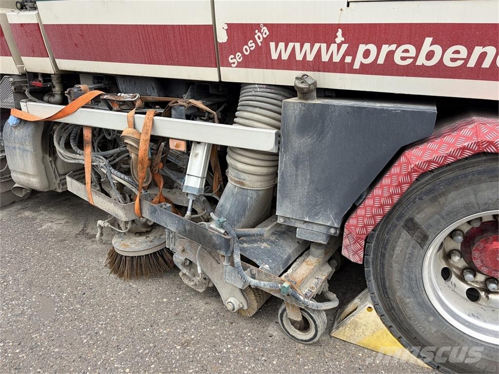 Volvo FM 330 Skadet Fejebil Otros camiones