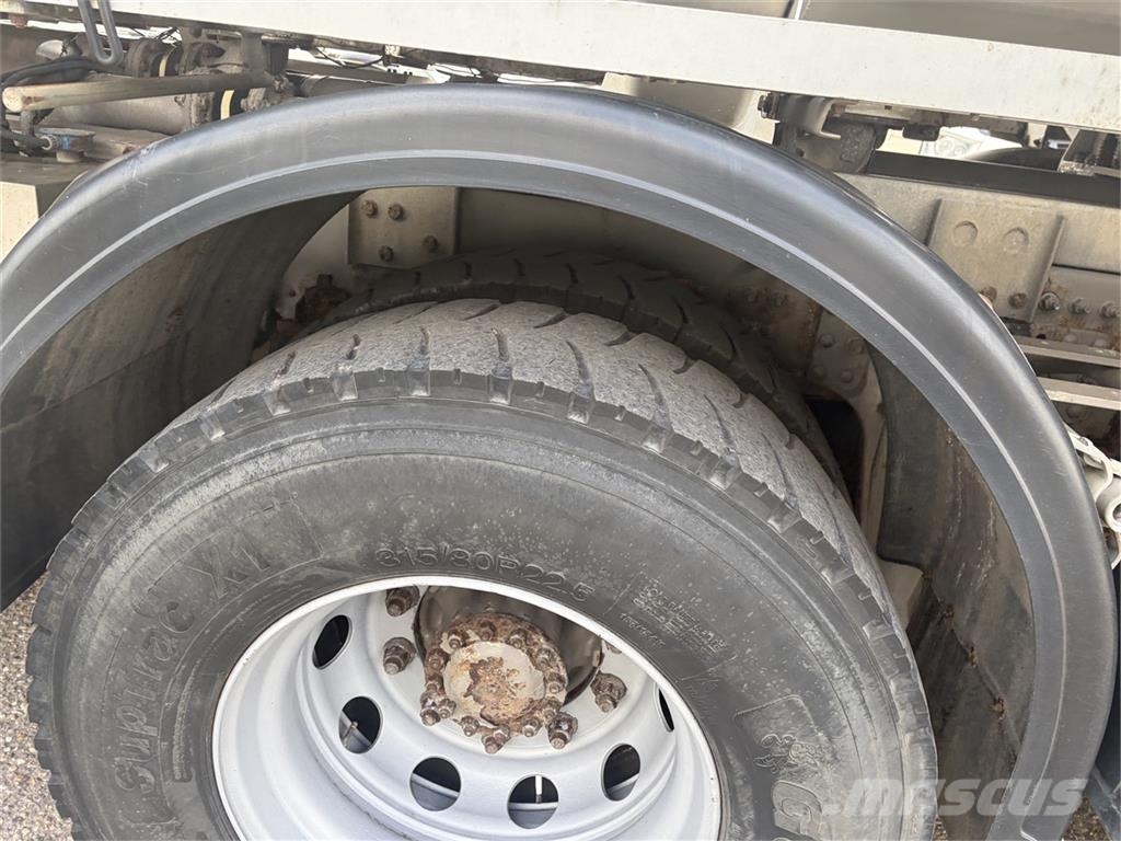 Volvo FM 440 Benzin - Diesel Tank Camiones cisternas