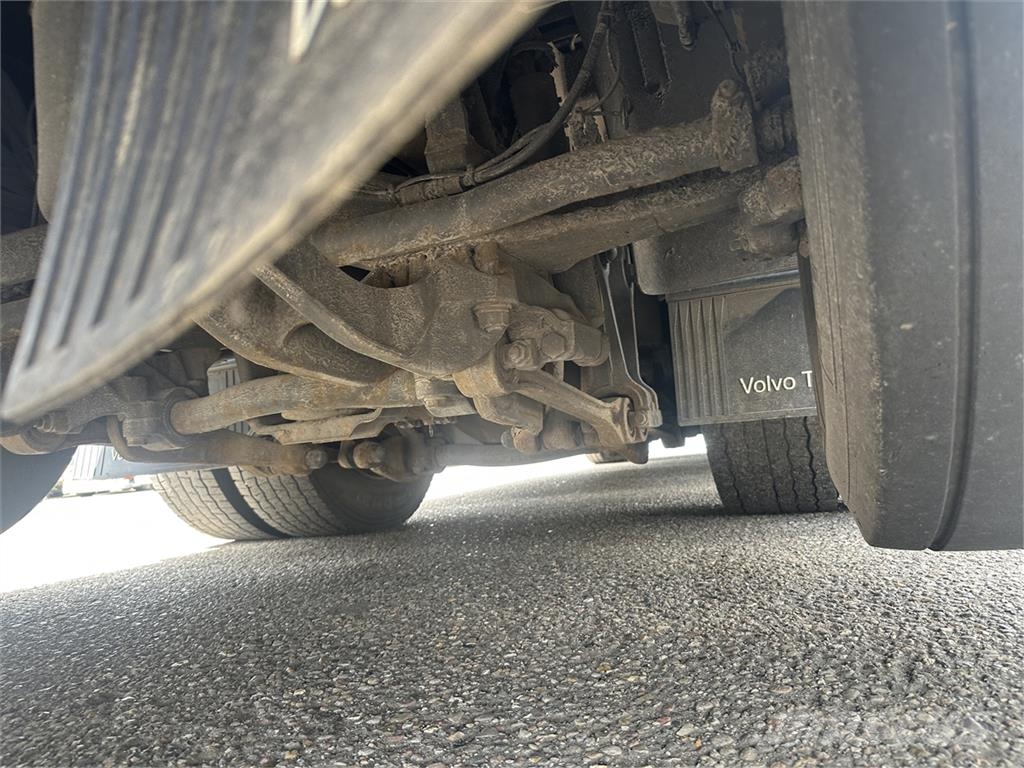 Volvo FM 450 6x2 box side-åbning Euro-6 sideopen Camiones con caja de remolque