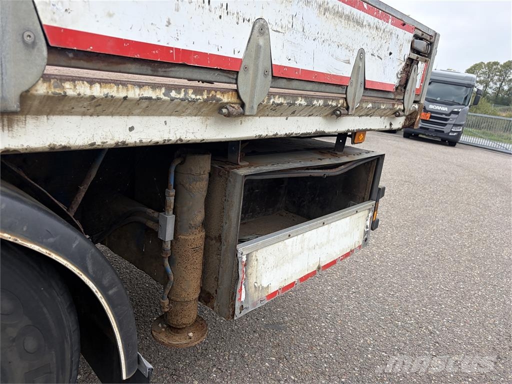 Volvo FM 6x2 lad og kran Автокрани