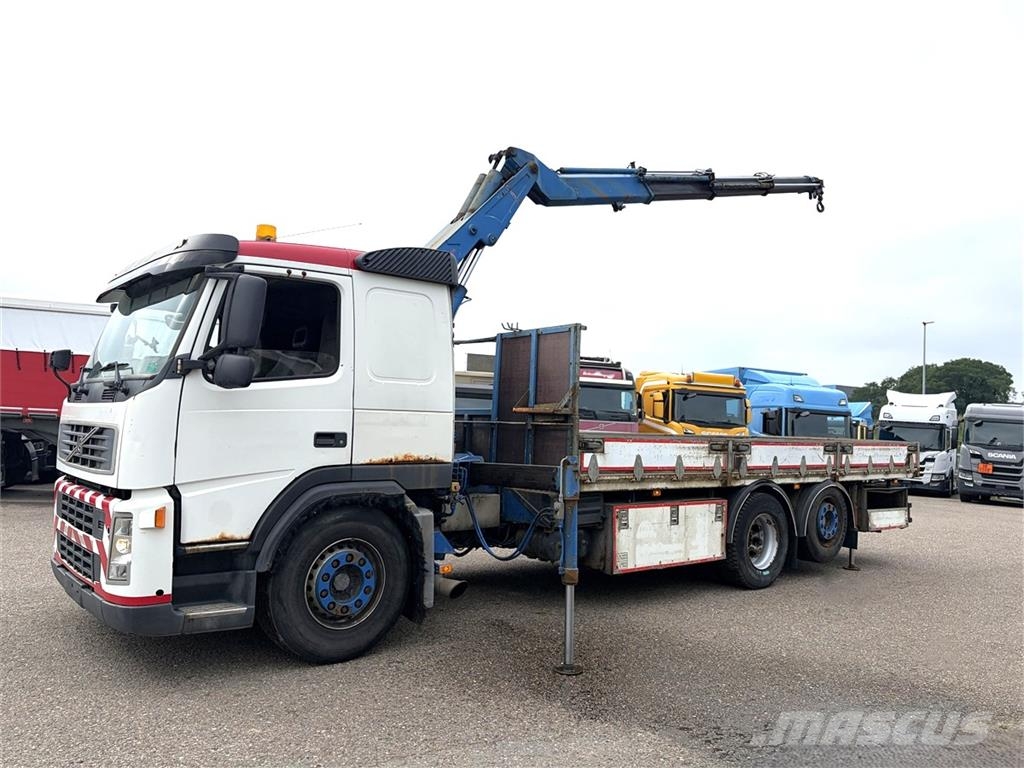 Volvo FM 6x2 lad og kran Автокрани