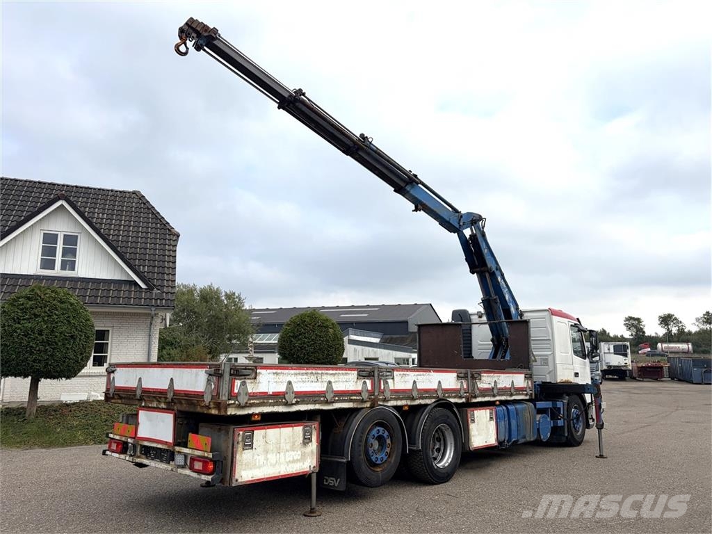 Volvo FM 6x2 lad og kran Автокрани