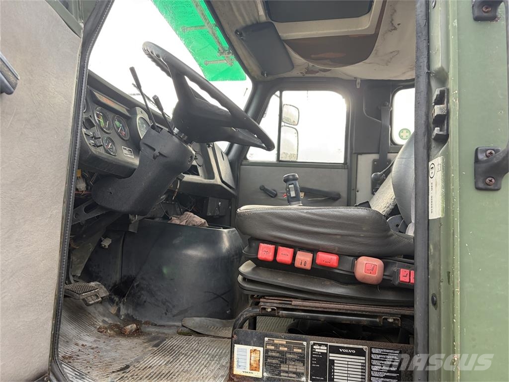 Volvo N10 6x2 Chassis Šasija ar kabīni