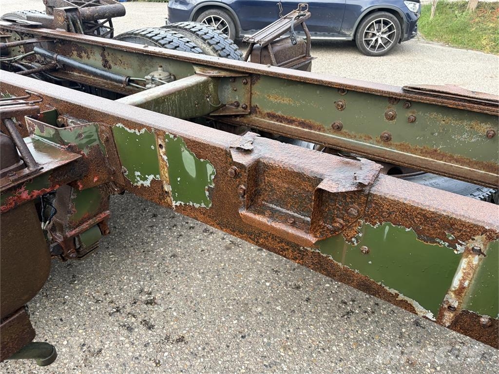 Volvo N10 6x2 Chassis Šasija ar kabīni