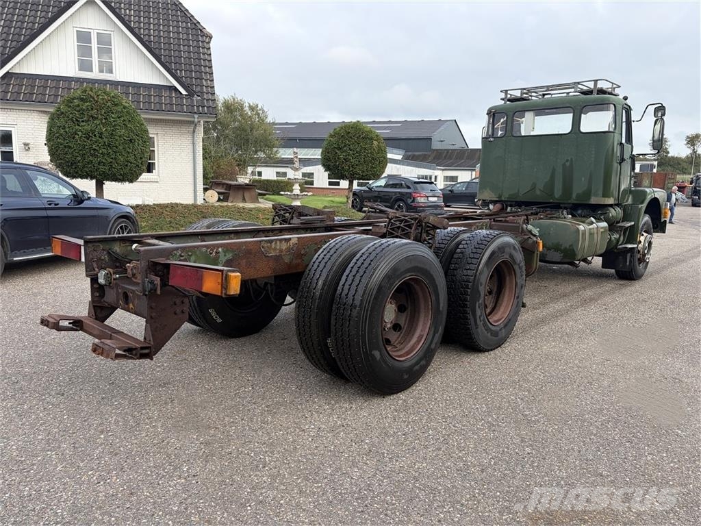 Volvo N10 6x2 Chassis Šasija ar kabīni