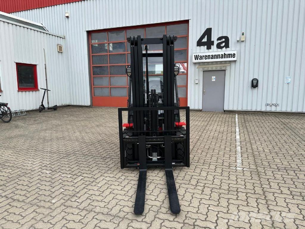 Hangcha CPCD35-XW97F Дизельні навантажувачі