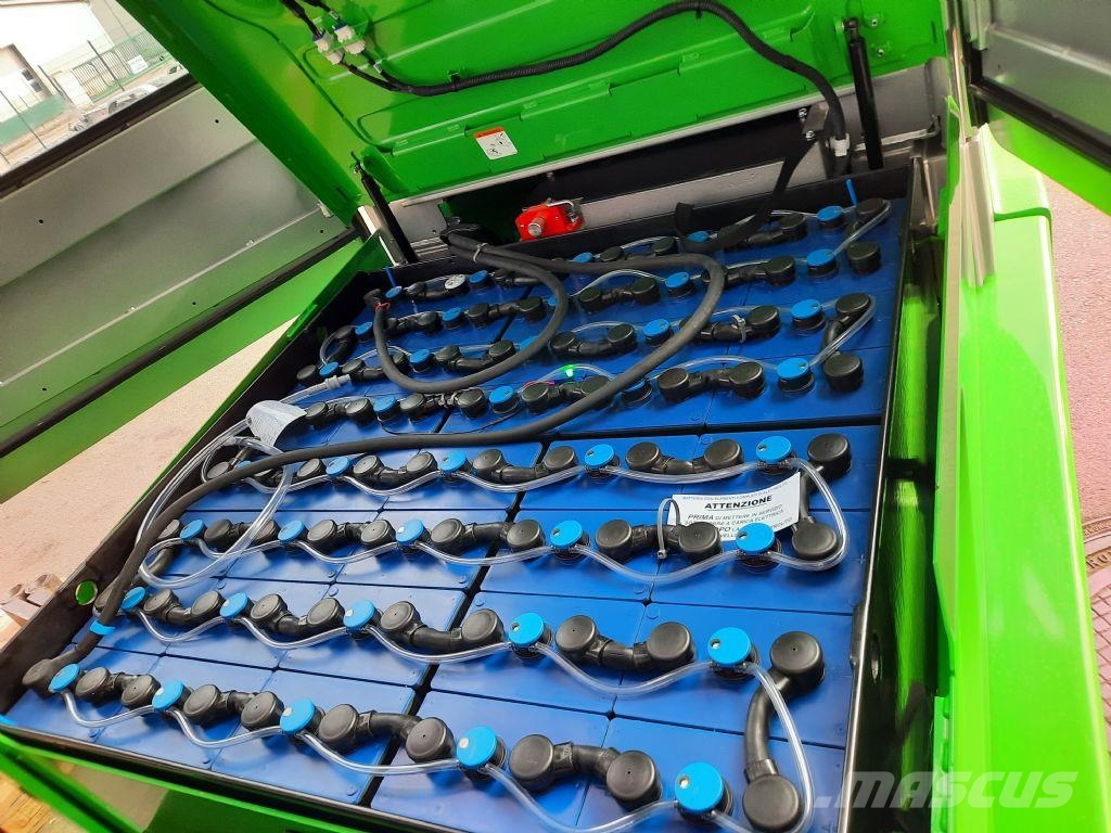 Cesab B 650 Triplex DEMO Akumulátorové vozíky