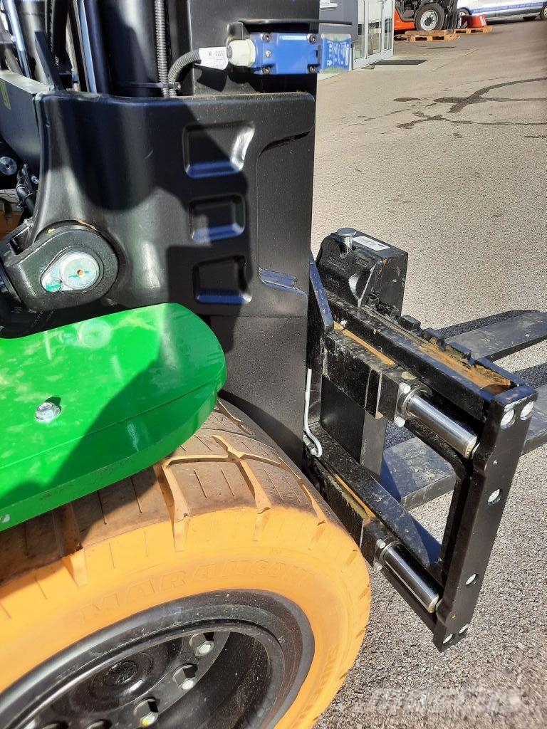 Cesab B 650 Triplex DEMO Akumulátorové vozíky