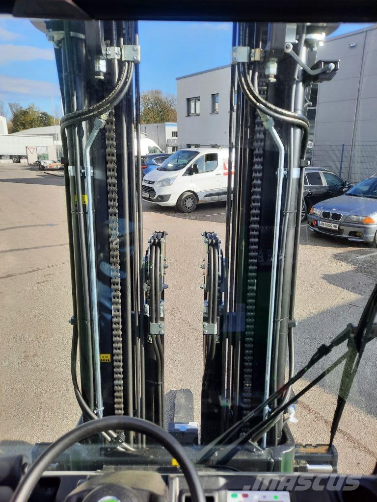 Cesab B 650 Triplex DEMO Akumulátorové vozíky
