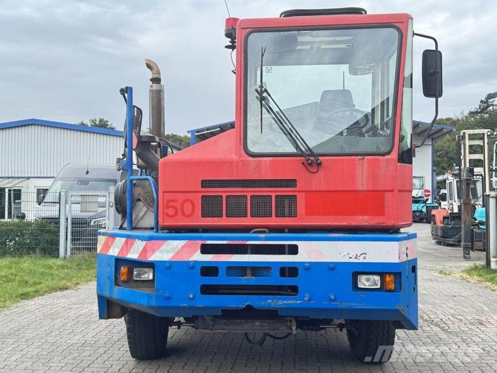 CVS Ferrari TT2516BV (4x2) Terminal tractors