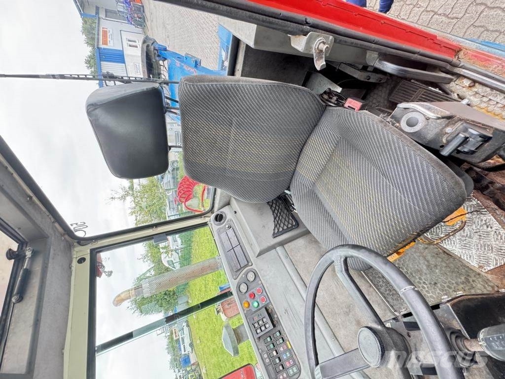 CVS Ferrari TT2516BV (4x2) Terminal tractors