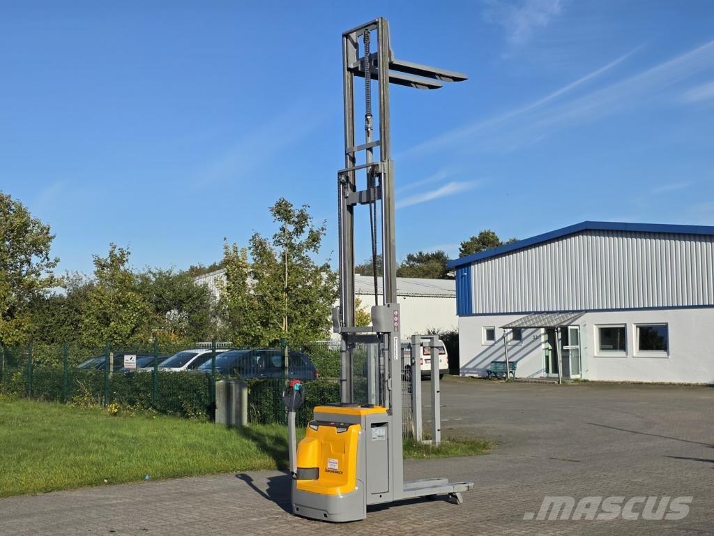 Jungheinrich EJC214 Ručni električni viljuškar