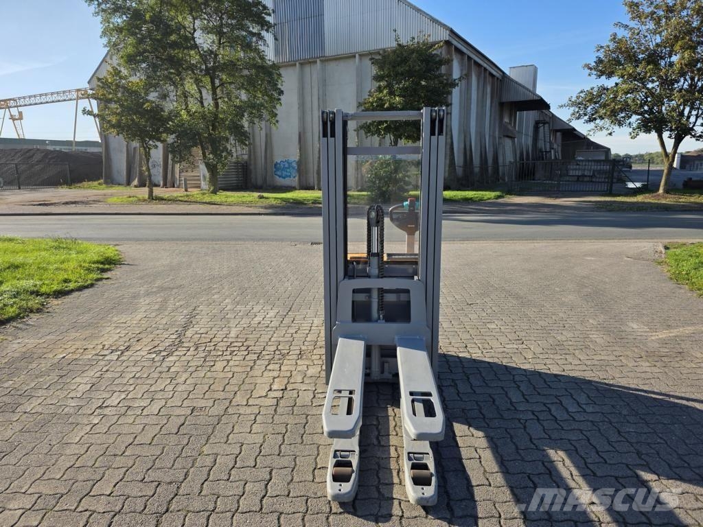 Jungheinrich EJC214z Empilhador pedestre