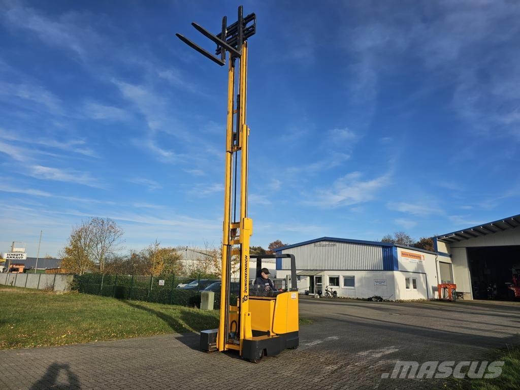 Jungheinrich ETVQ20 4 cestné vysokozdvižné vozíky