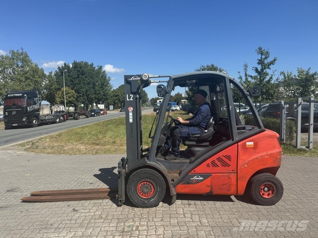 Linde H30D-02 شاحنات الديزل