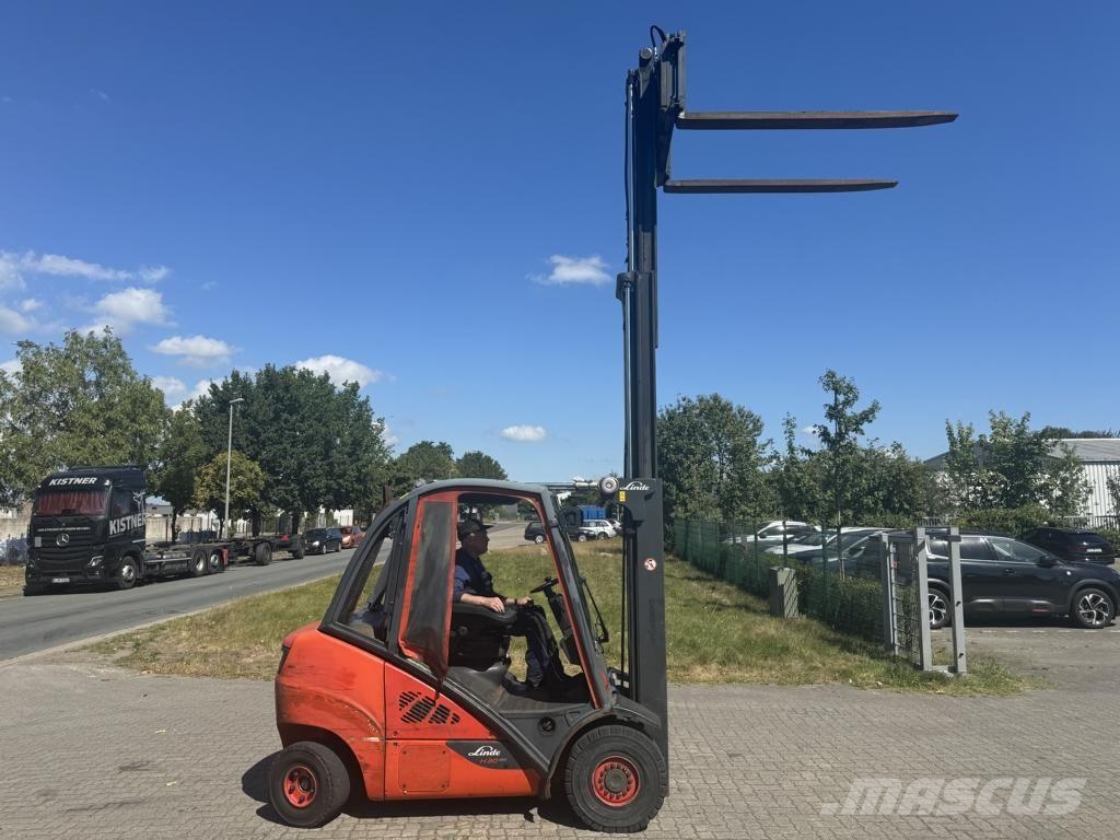 Linde H30D-02 شاحنات الديزل