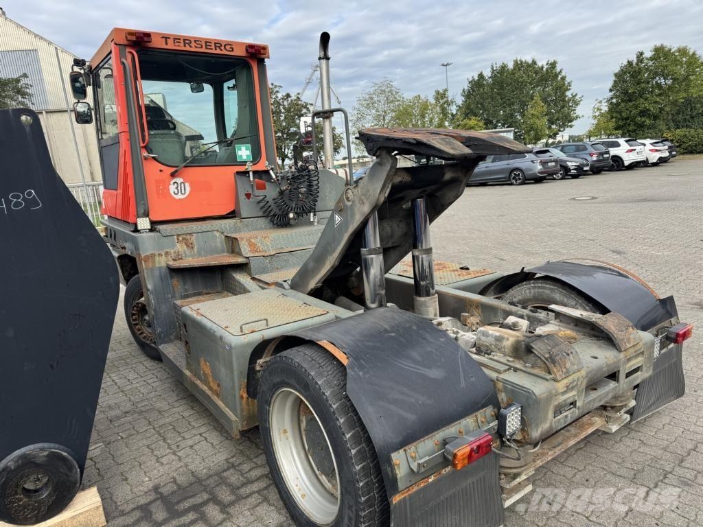 Terberg TT220 Terminal tractors