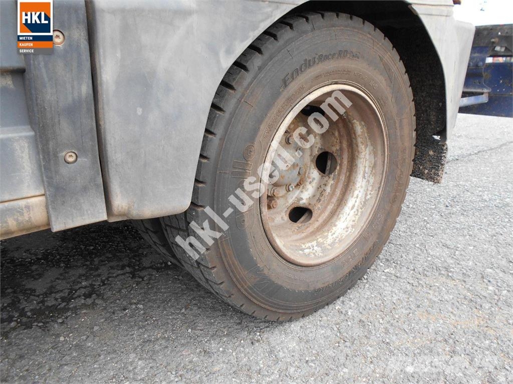 Mercedes-Benz ATEGO 818K 4x2 其他货车