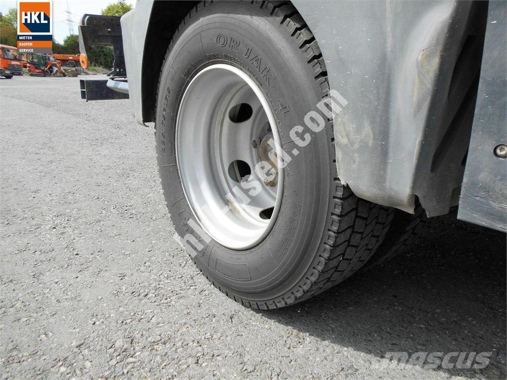 Mercedes-Benz ATEGO 818K 4x2 其他货车
