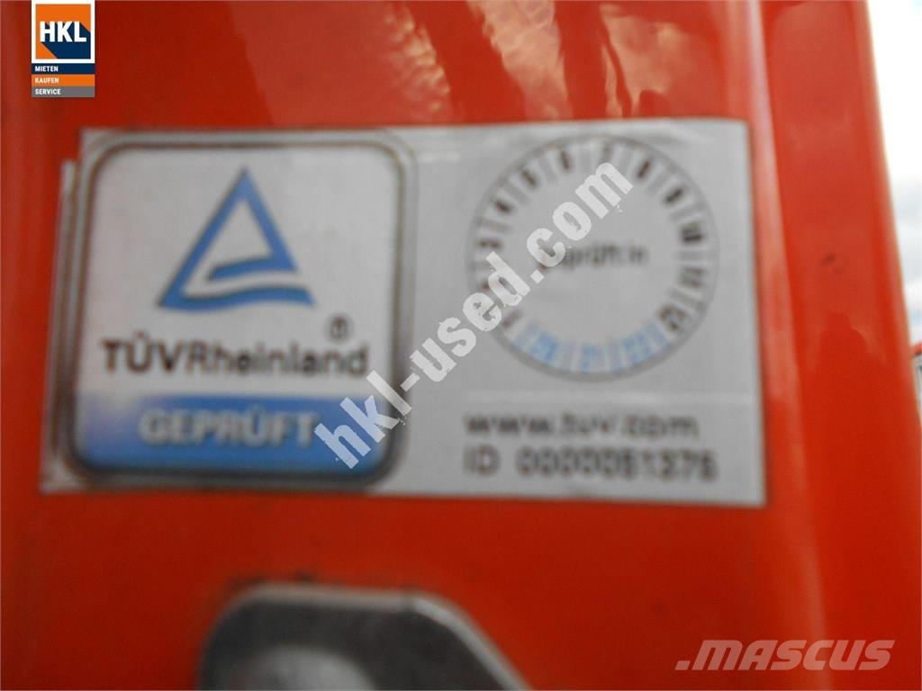 Mercedes-Benz ATEGO 818K 4x2 其他货车
