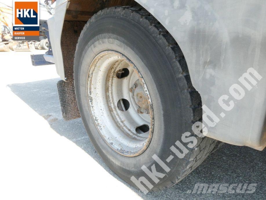 Mercedes-Benz ATEGO 818K 4x2 其他货车