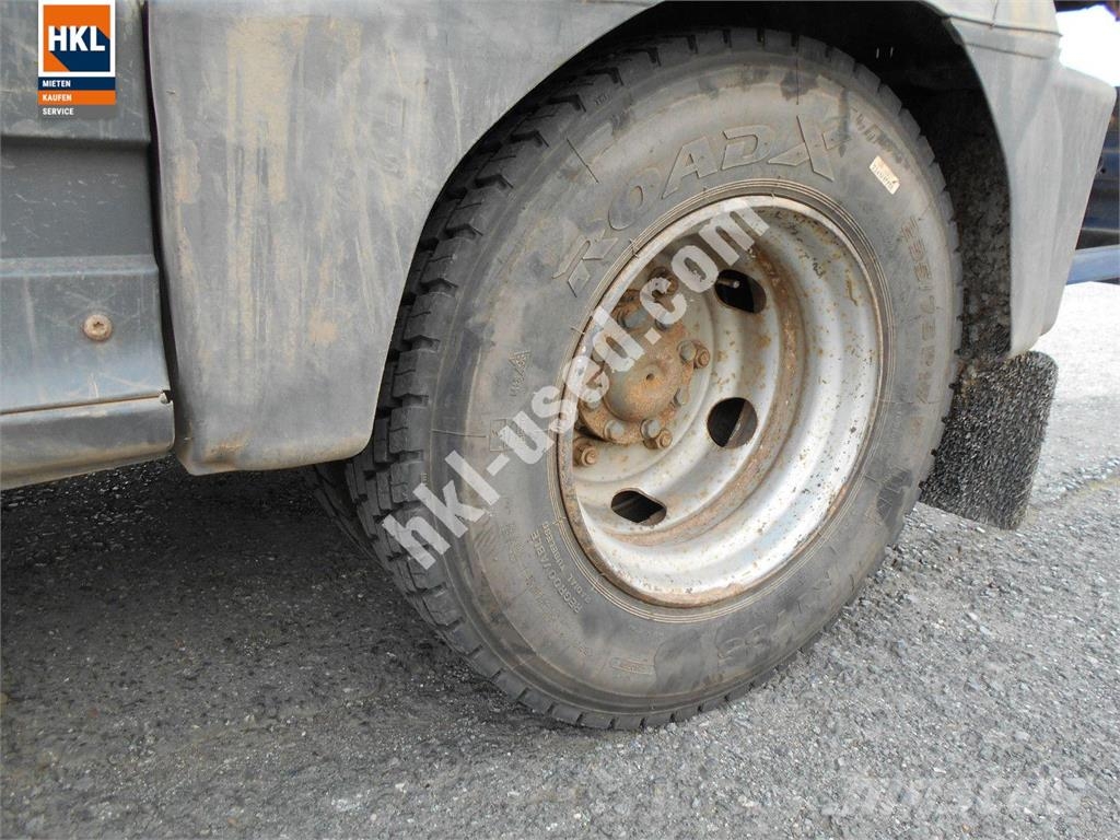 Mercedes-Benz ATEGO 818K 4x2 其他货车