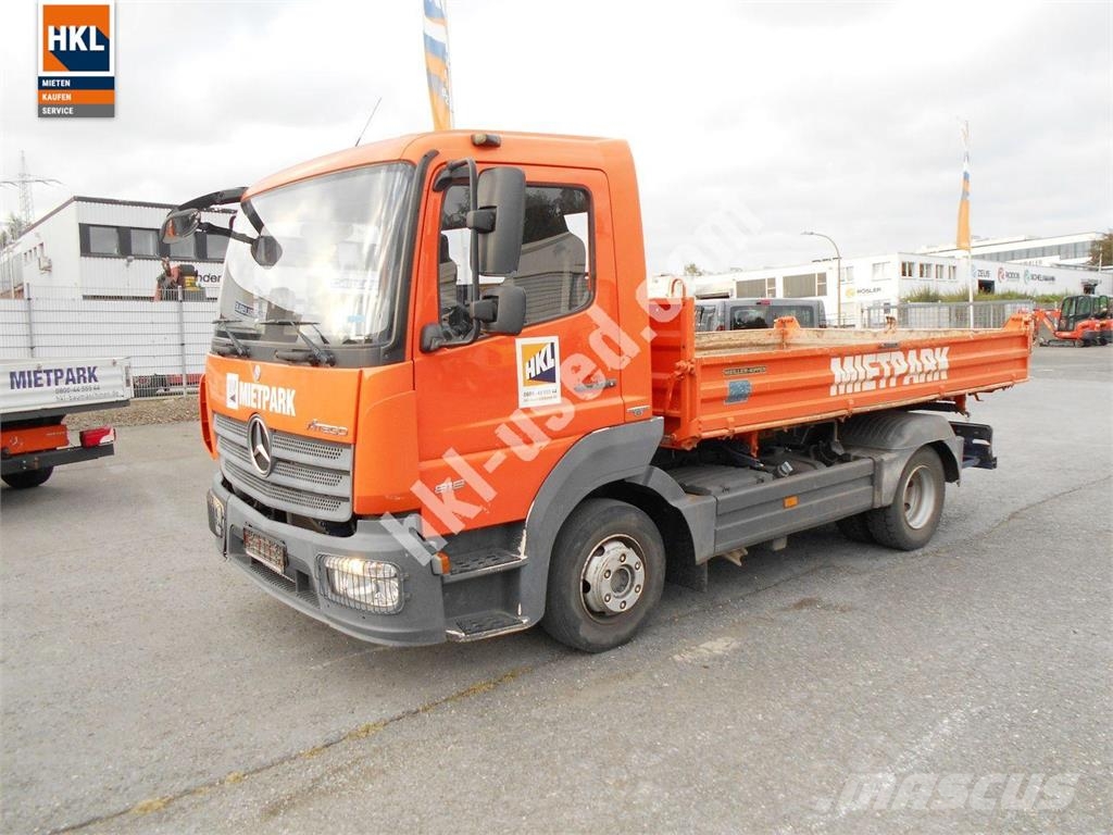 Mercedes-Benz ATEGO 818K 4x2 其他货车