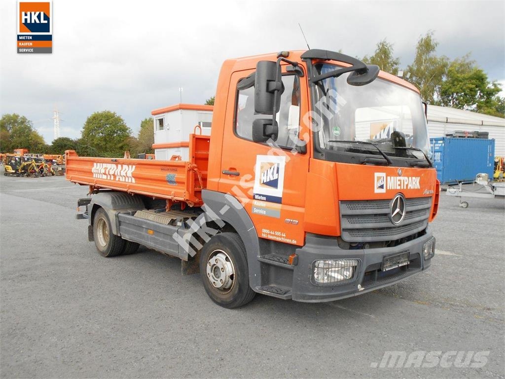 Mercedes-Benz ATEGO 818K 4x2 其他货车