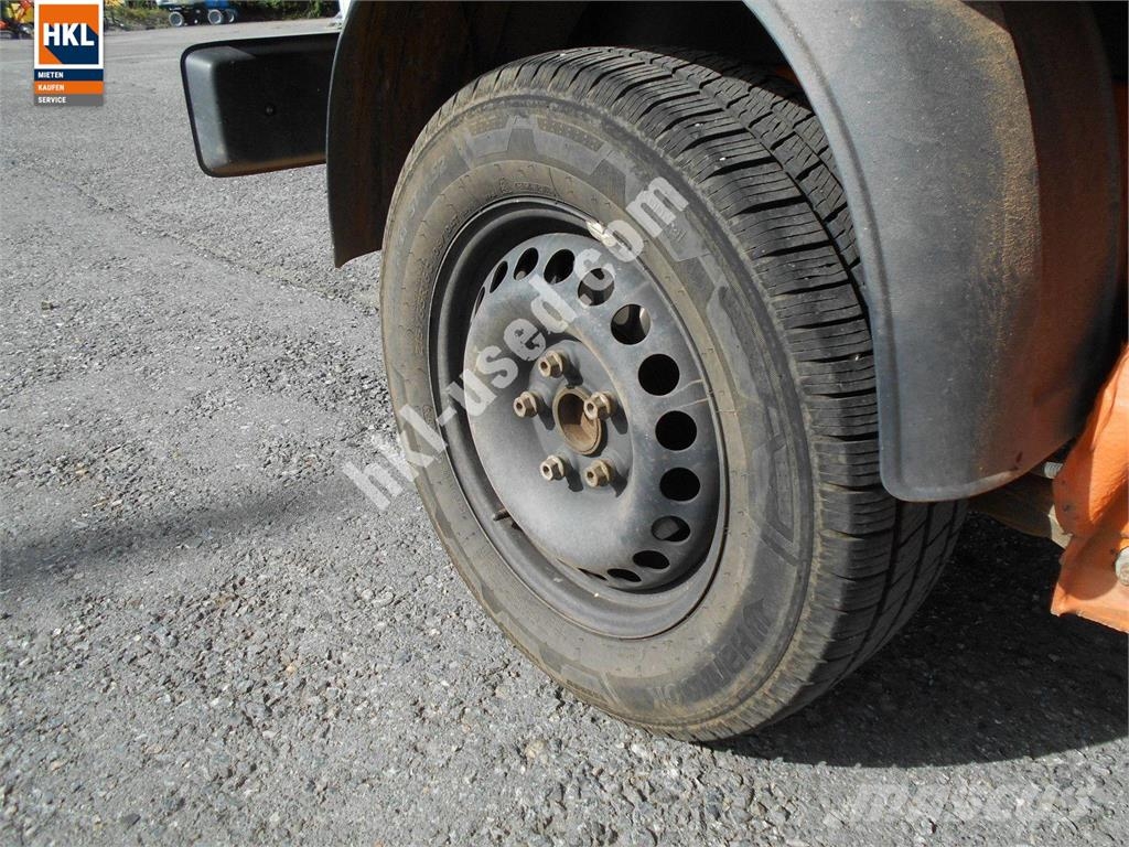 Volkswagen T6 DoKa パネルバン