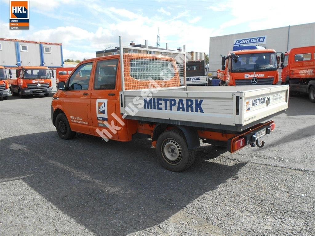 Volkswagen T6 DoKa パネルバン