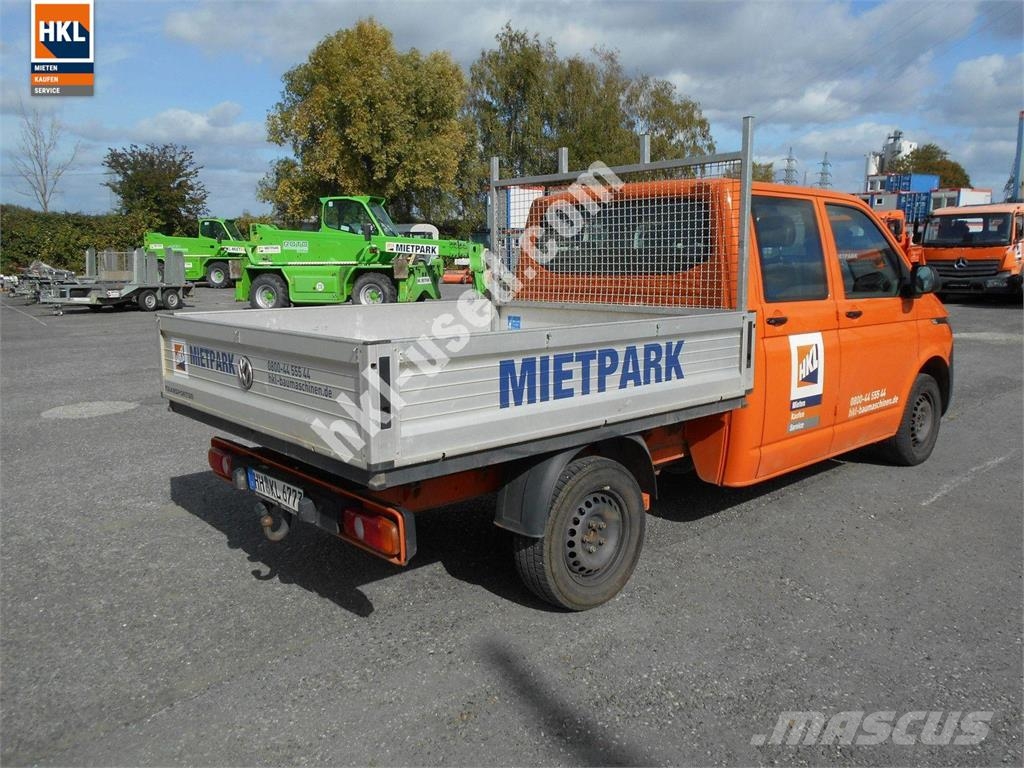 Volkswagen T6 DoKa パネルバン