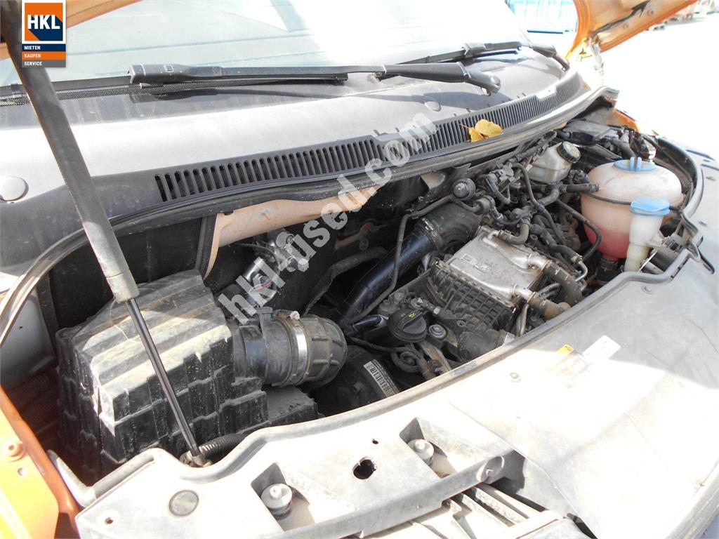 Volkswagen T6 DoKa パネルバン
