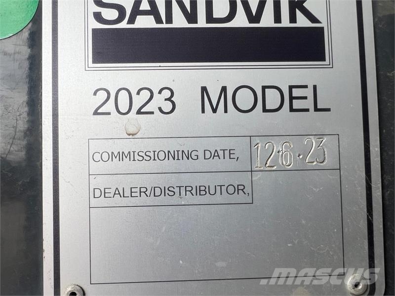 Sandvik QJ341 Drupinātāji