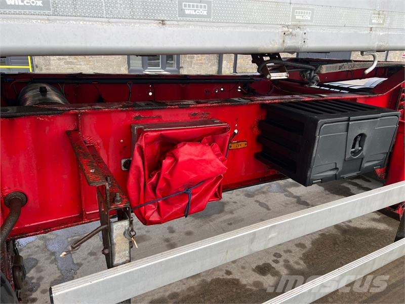 Wilcox BULK Box body semi-trailers