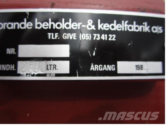 2500 L Tank Andere Zubehörteile
